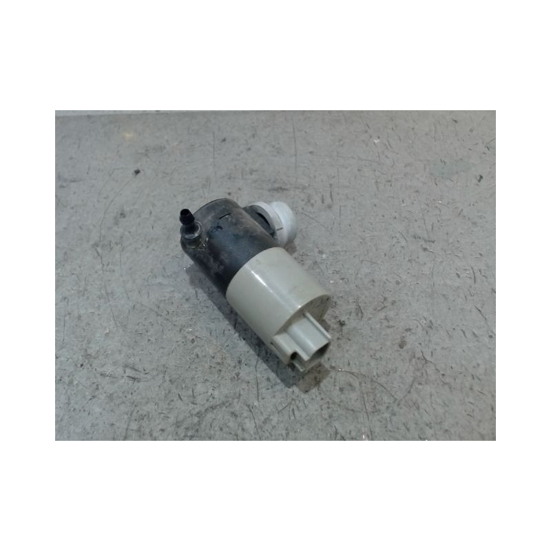 POMPE LAVE-GLACE AVANT PEUGEOT 108