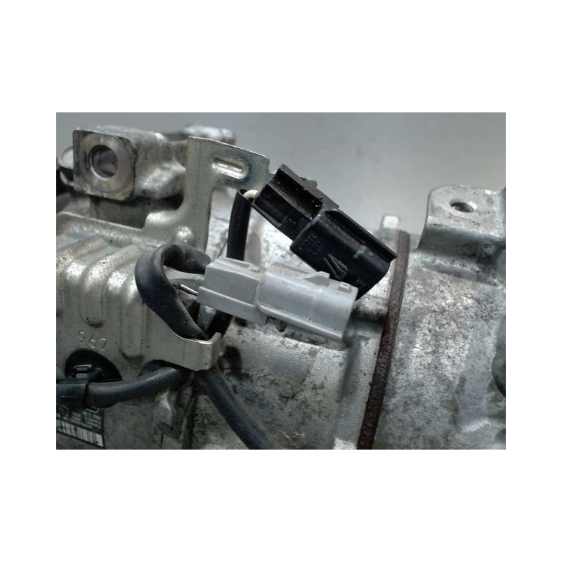 COMPRESSEUR AIR CONDITIONNE RENAULT MEGANE