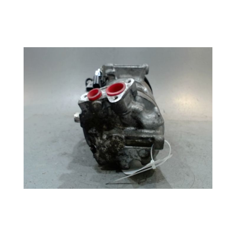 COMPRESSEUR AIR CONDITIONNE RENAULT MEGANE