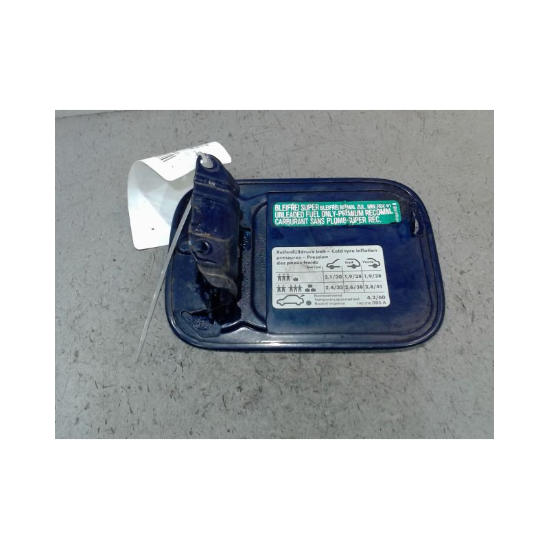 VOLET DE TRAPPE CARBURANT VOLKSWAGEN GOLF