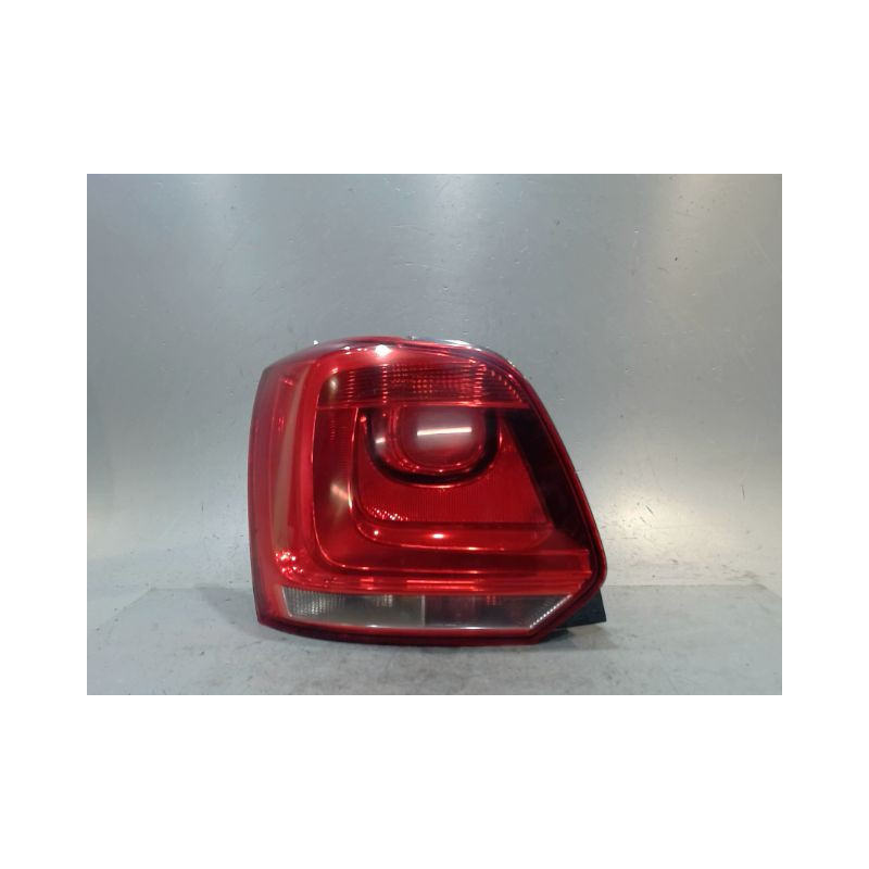 FEU ARRIERE GAUCHE  VOLKSWAGEN POLO