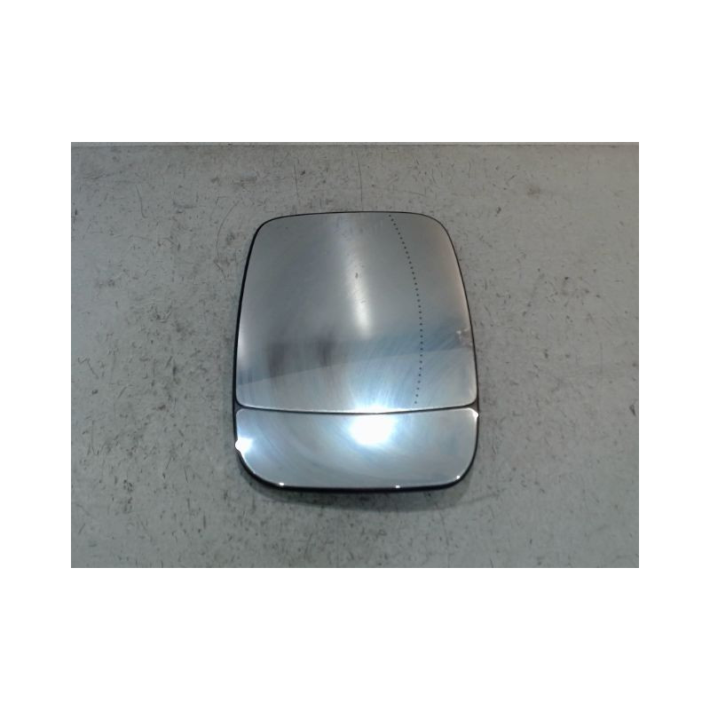 GLACE RETROVISEUR EXT D RENAULT TRAFIC