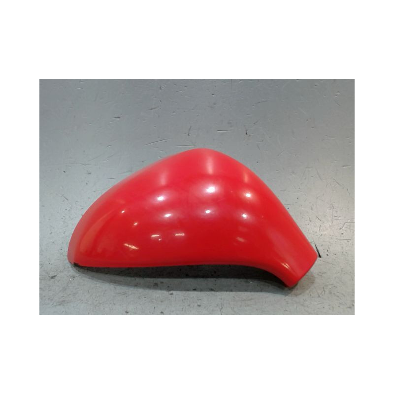 CARENAGE RETROVISEUR EXTERIEUR DROIT PEUGEOT 207