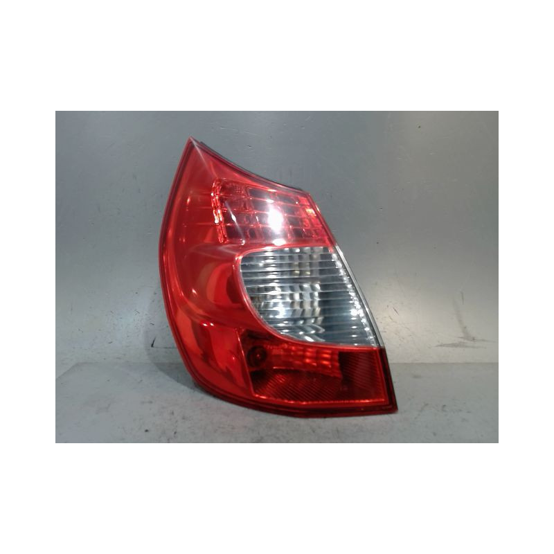 FEU ARRIERE GAUCHE  RENAULT MEGANE