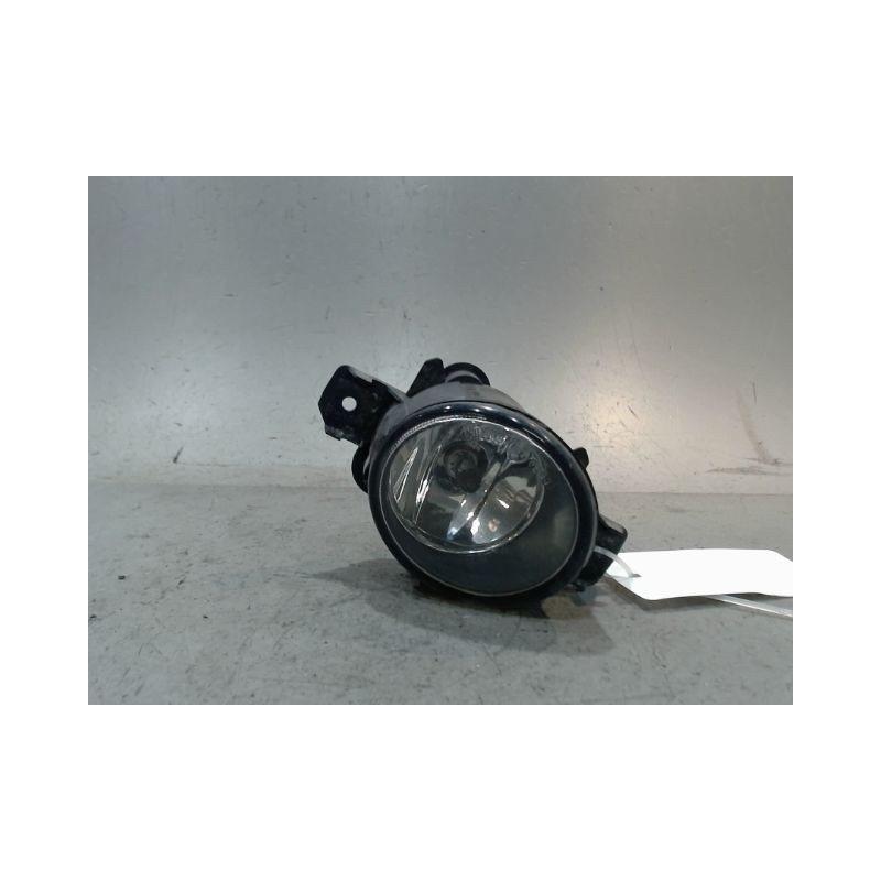 PHARE ANTIBROUILLARD AVANT DROIT RENAULT CLIO