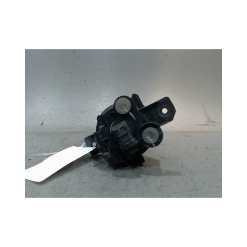 PHARE ANTIBROUILLARD AVANT DROIT RENAULT CLIO