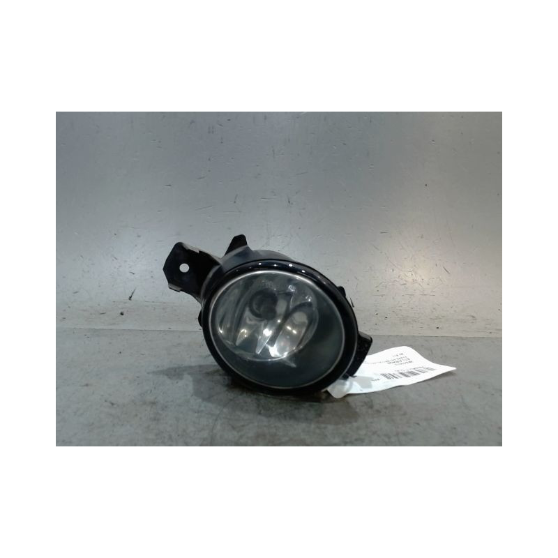 PHARE ANTIBROUILLARD AVANT DROIT RENAULT CLIO