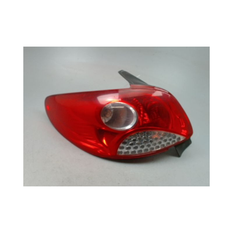 FEU ARRIERE GAUCHE  PEUGEOT 206 + 2009-2013