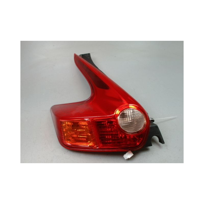 FEU ARRIERE GAUCHE  NISSAN JUKE Phase 1 2010-...