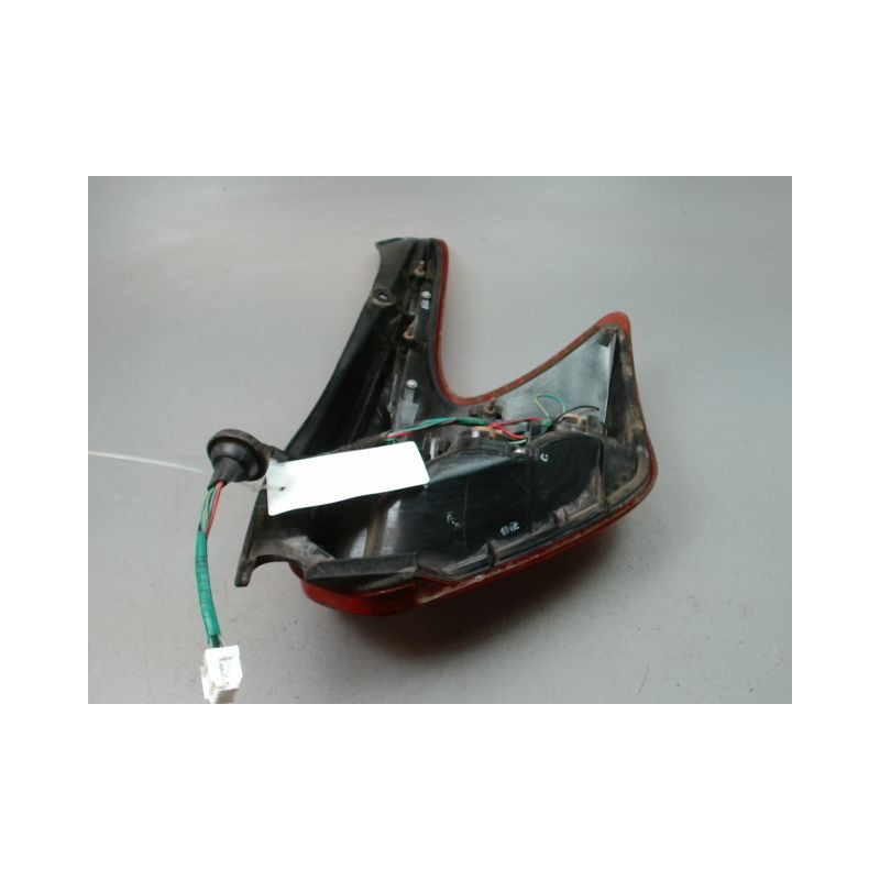 FEU ARRIERE GAUCHE  NISSAN JUKE Phase 1 2010-...