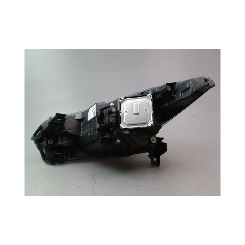 PHARE DROIT RENAULT ZOE