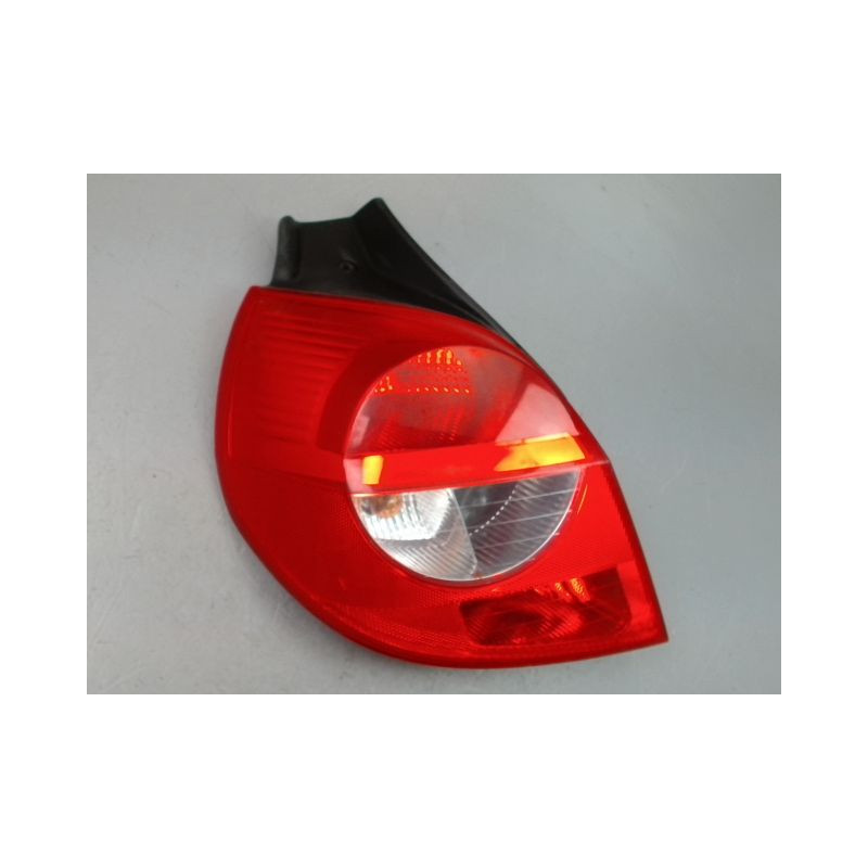 FEU ARRIERE GAUCHE  RENAULT CLIO III Phase 1 2005-2009