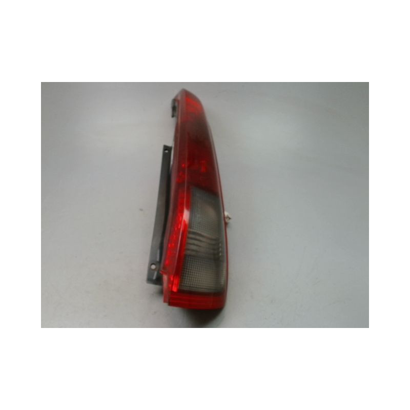 FEU ARRIERE DROIT NISSAN X-TRAIL BREAK I Phase 1 2001-2003