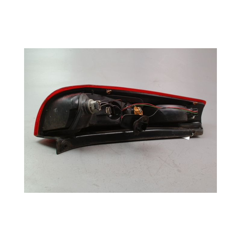 FEU ARRIERE DROIT FORD FIESTA V Phase 2 2005-2008
