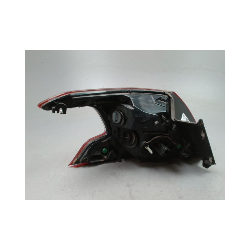 FEU ARRIERE DROIT PEUGEOT 308 2011-