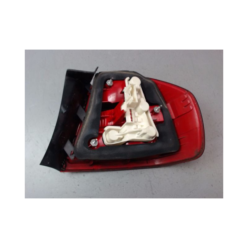 FEU ARRIERE GAUCHE  BMW SERIE 3 BERL. V Phase 1 (E90) 2005-2008