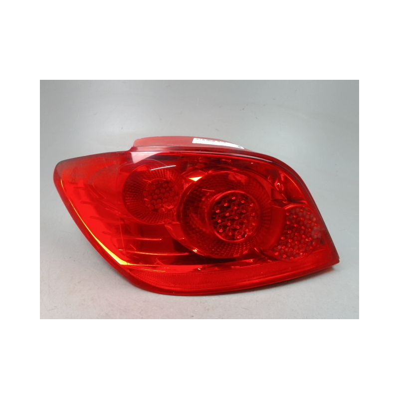 FEU ARRIERE GAUCHE  PEUGEOT 307 Phase 2 2005-2007