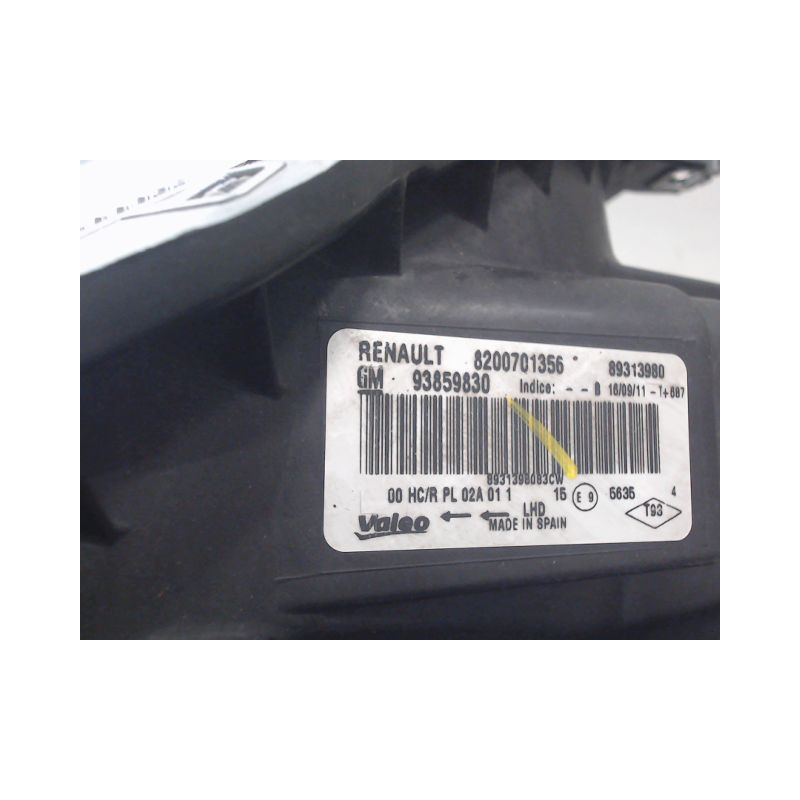 PHARE DROIT RENAULT TRAFIC