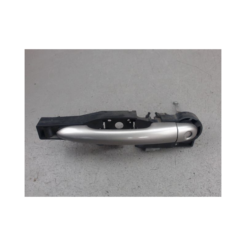 POIGNEE EXTERIEURE PORTE AVANT GAUCHE RENAULT CLIO