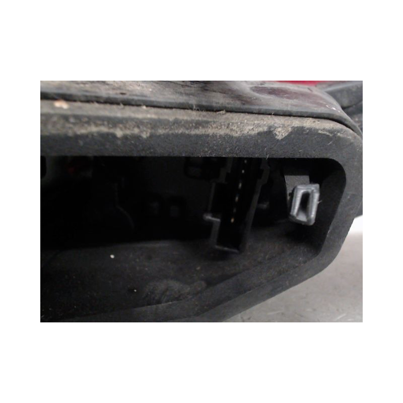 FEU ARRIERE DROIT PEUGEOT 207