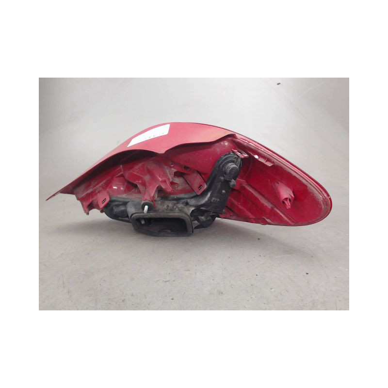 FEU ARRIERE GAUCHE  PEUGEOT 207