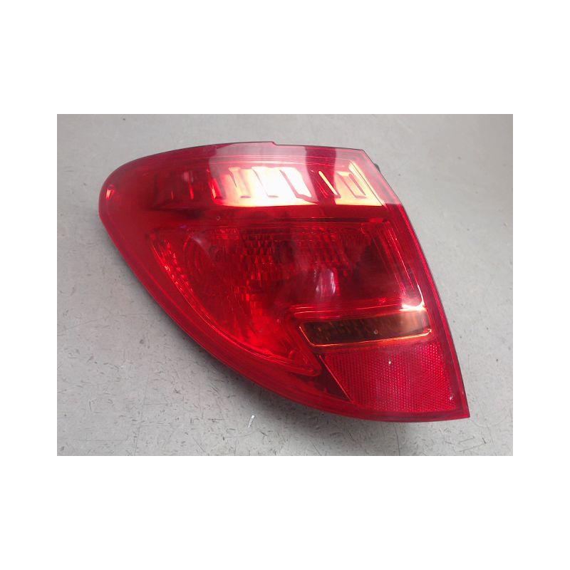 FEU ARRIERE GAUCHE  OPEL MERIVA