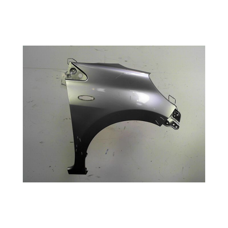 AILE AVANT DROIT DAIHATSU CUORE 03-