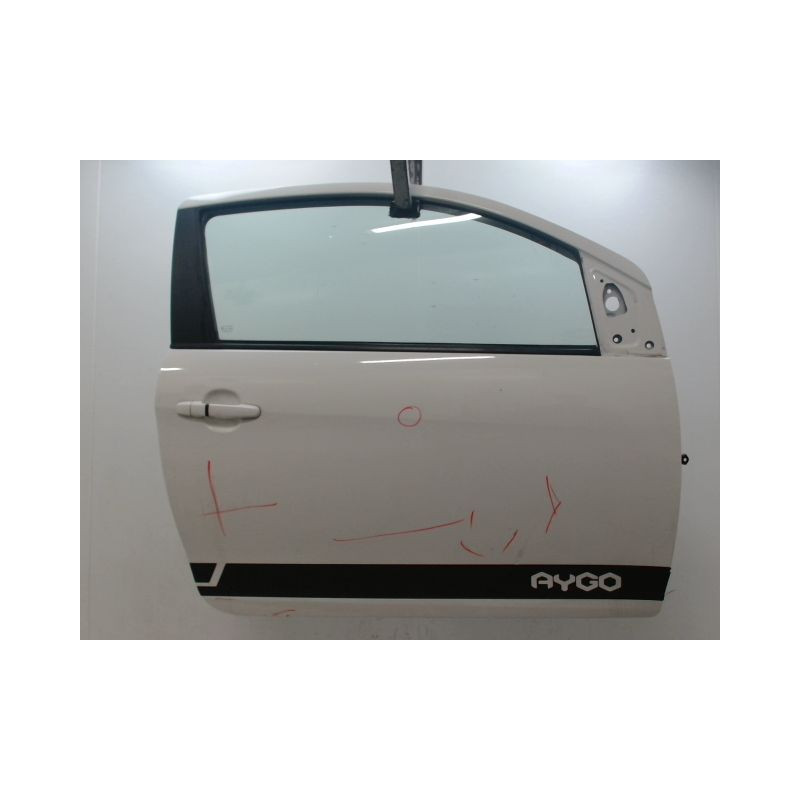 PORTE AVANT DROIT TOYOTA AYGO 3P