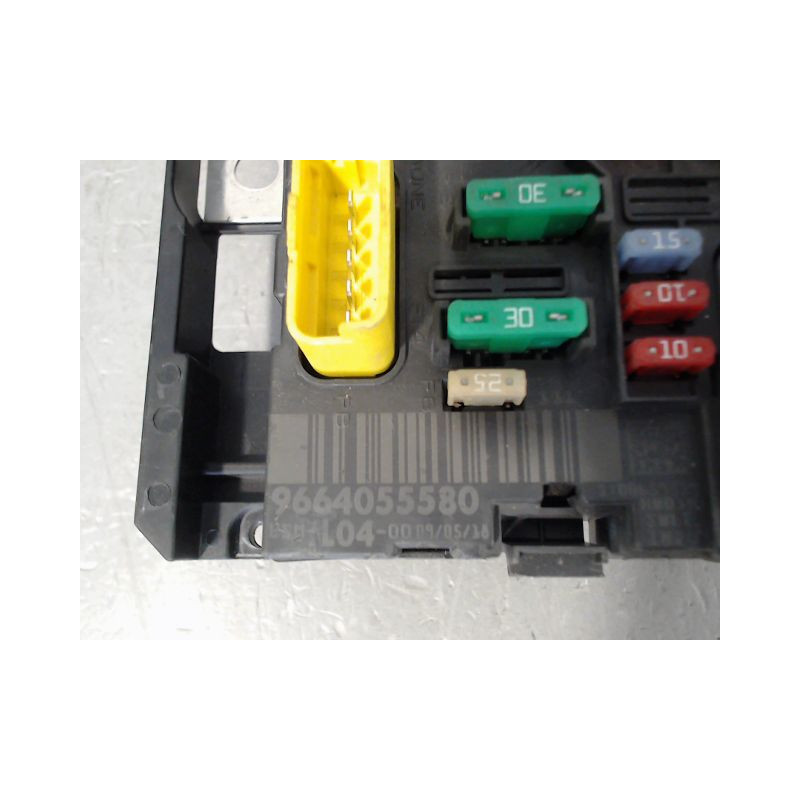 BOITE A FUSIBLES CITROEN C3 2005-