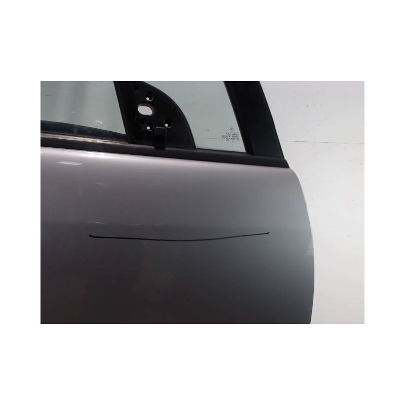 PORTE AVANT DROIT MERCEDES CLASSE A - 2001