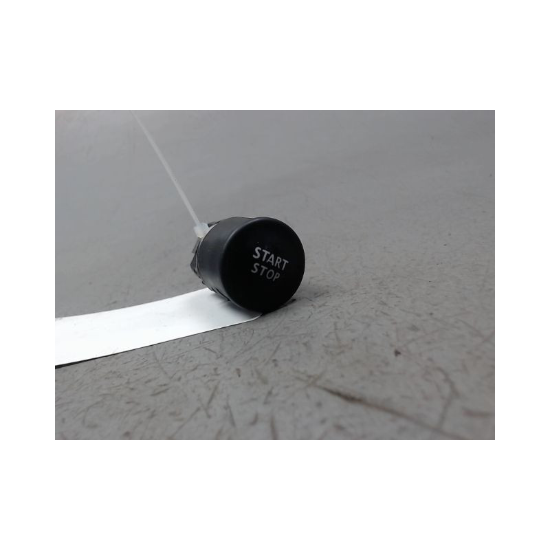 BOUTON DE DEMARRAGE RENAULT CLIO III 2009-