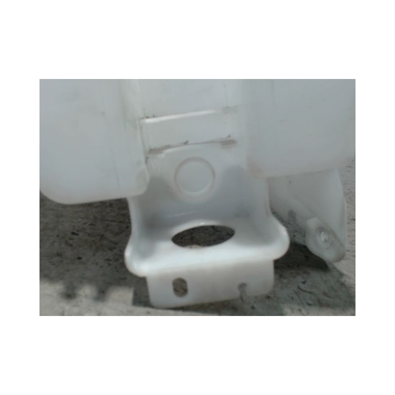 RESERVOIR LAVE-GLACE AVANT DACIA SPRING