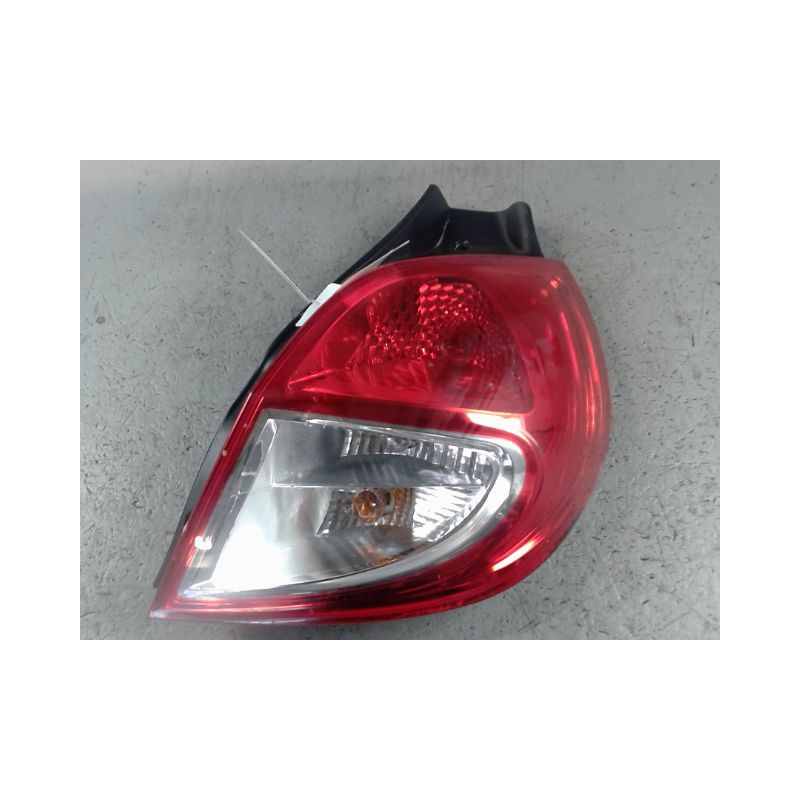 FEU ARRIERE DROIT RENAULT CLIO III 2009-