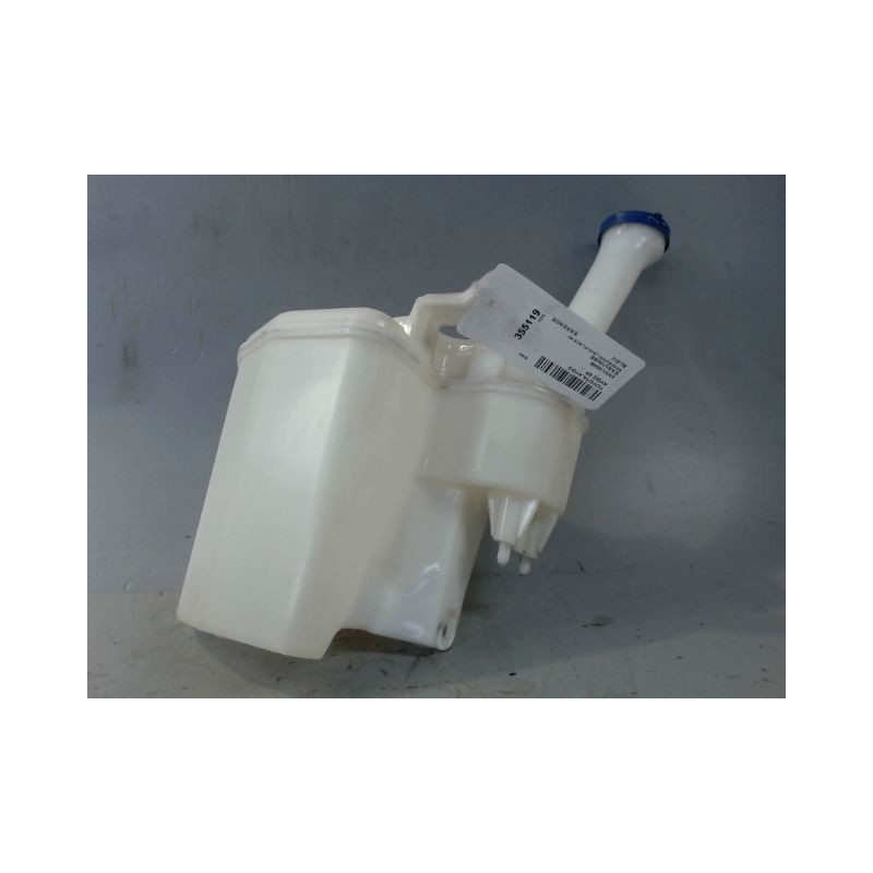 RESERVOIR LAVE-GLACE AVANT TOYOTA AYGO 5P