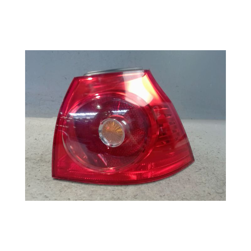 FEU ARRIERE DROIT VOLKSWAGEN GOLF V 2003-2009