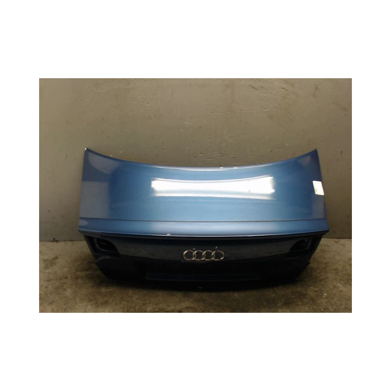 COFFRE ARRIERE AUDI A4