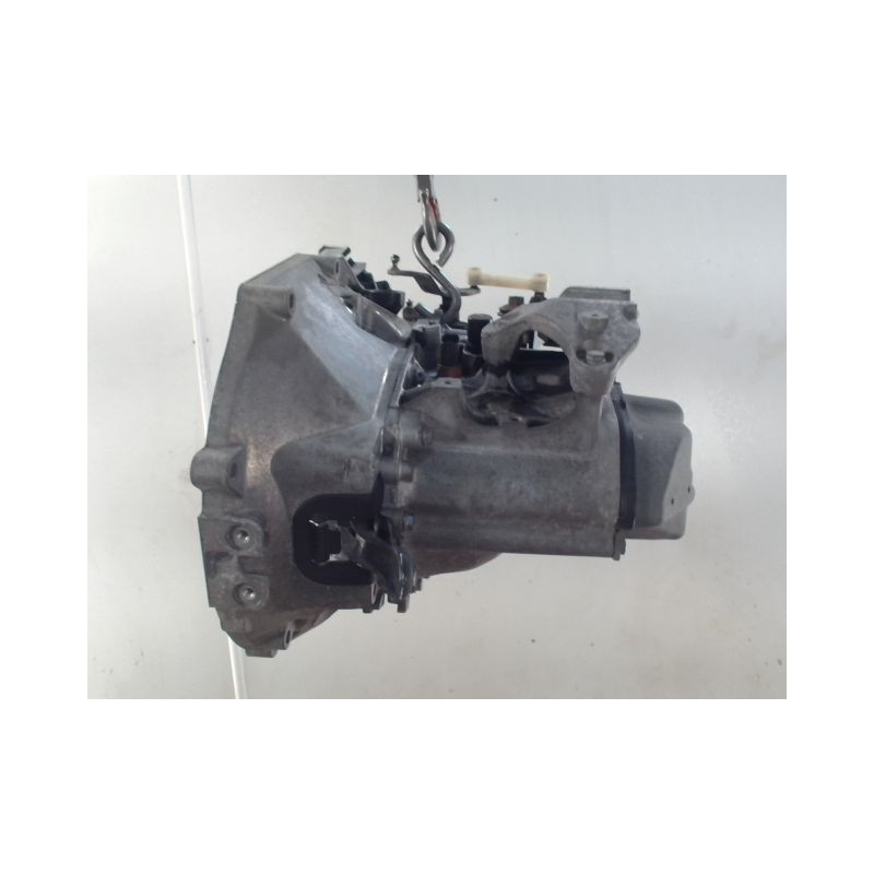 BOITE A VITESSE MECANIQUE PEUGEOT 208 1.4 HDi