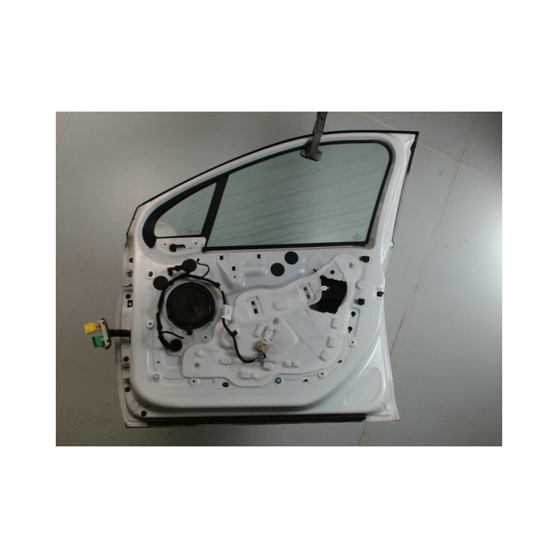 PORTE AVANT DROIT PEUGEOT 208