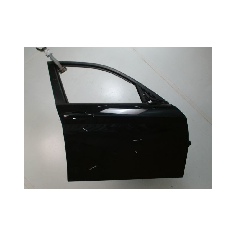 PORTE AVANT DROIT B.M.W. SERIE 1