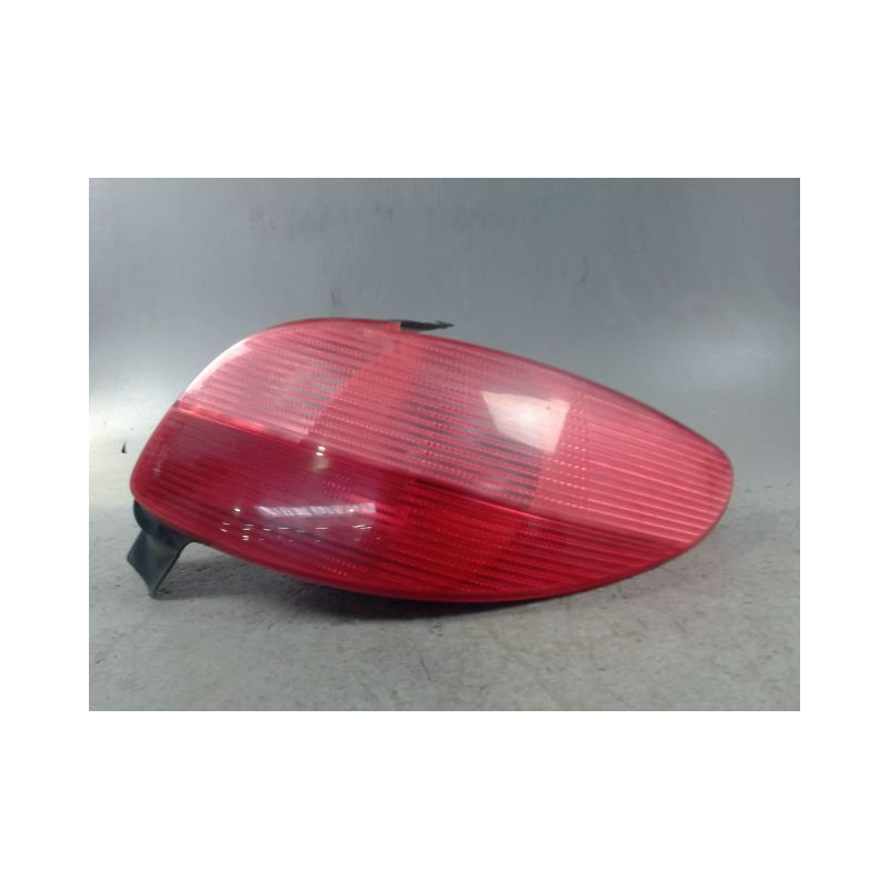FEU ARRIERE DROIT PEUGEOT 206 3P