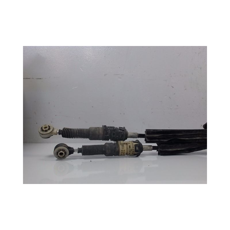 TRINGLERIE BOITE  RENAULT MEGANE III 2008- 1.5 dCi 
