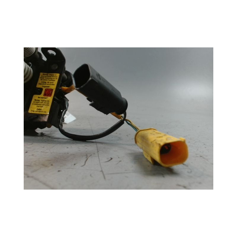 SERRURE CAPOT B.M.W. SERIE 5