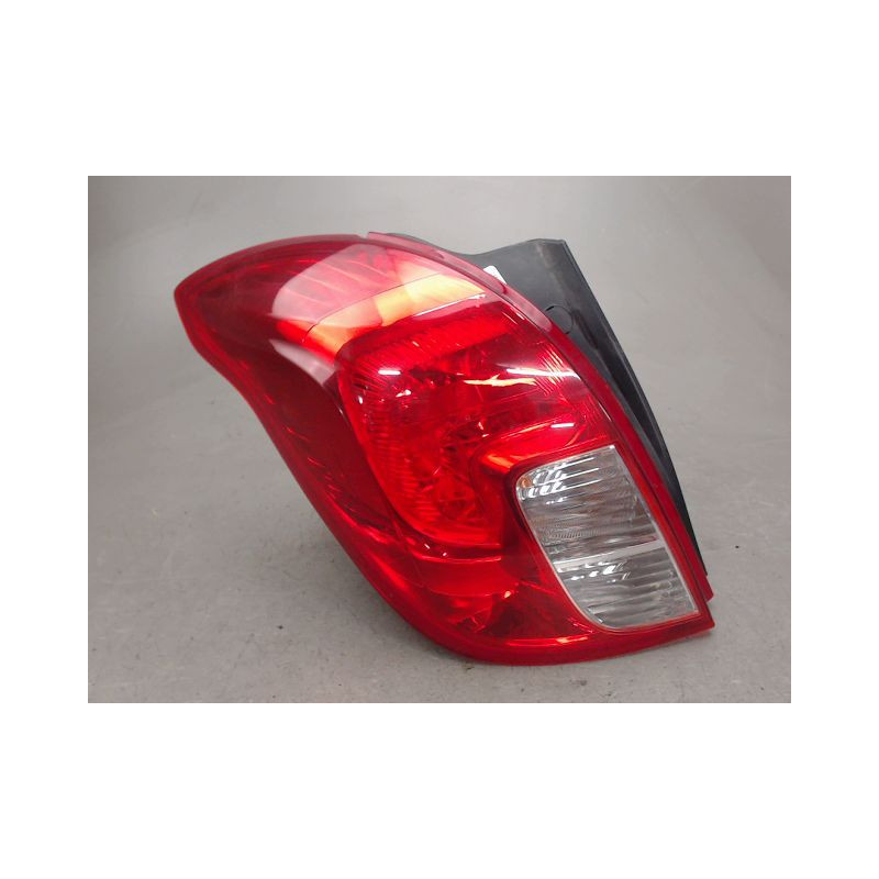 FEU ARRIERE GAUCHE  OPEL MOKKA