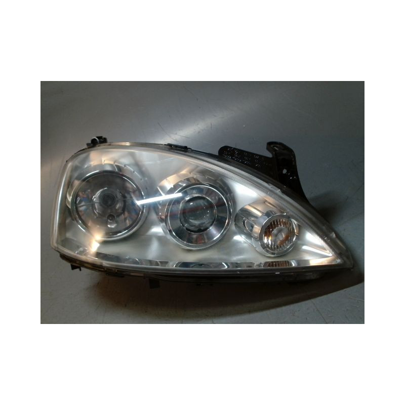 PHARE DROIT OPEL CORSA 03-06