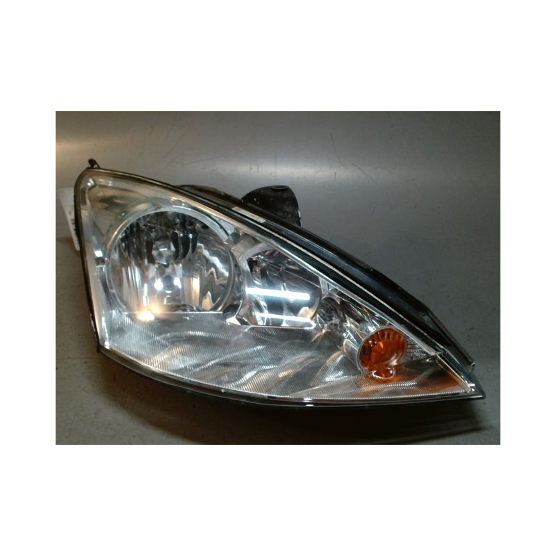 PHARE DROIT FORD FOCUS 98-04