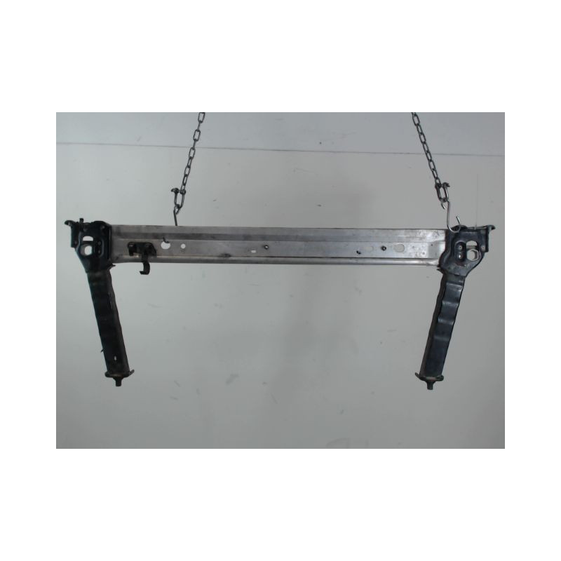 TRAVERSE INFERIEURE ARMATURE AVANT RENAULT MEGANE