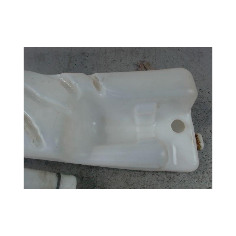 RESERVOIR LAVE-GLACE AVANT RENAULT CLIO III 2009-