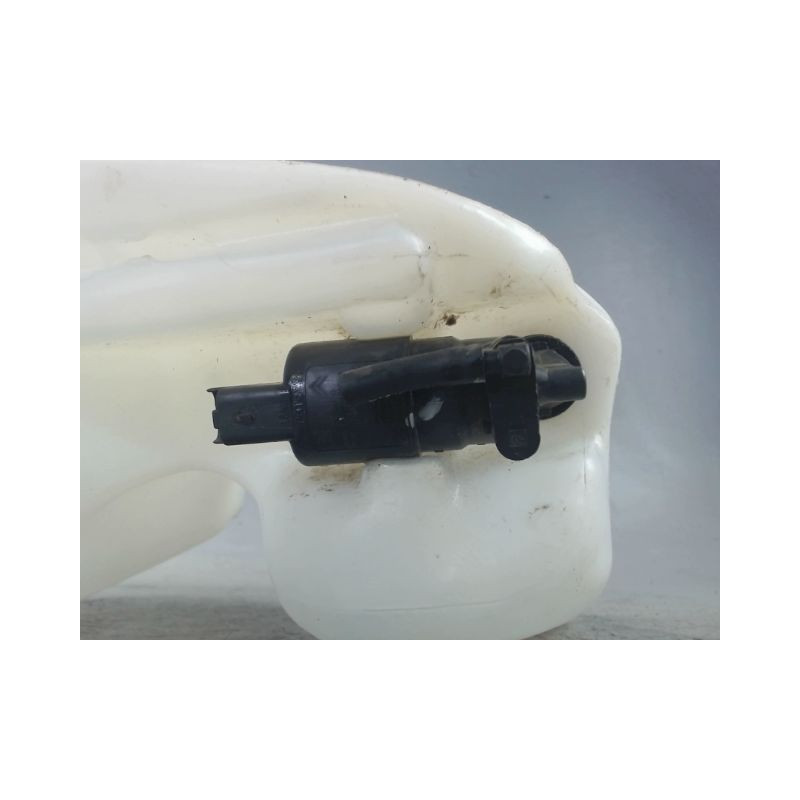 RESERVOIR LAVE-GLACE AVANT PEUGEOT PARTNER FGT 2002-