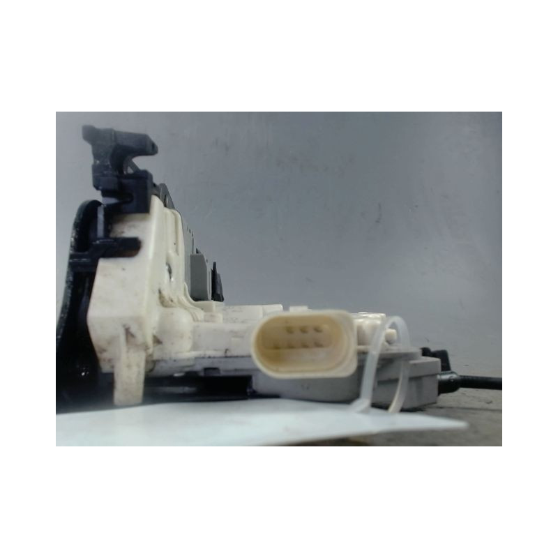 SYSTEME CONDAMNATION AVANT DROIT SEAT TOLEDO 2004-