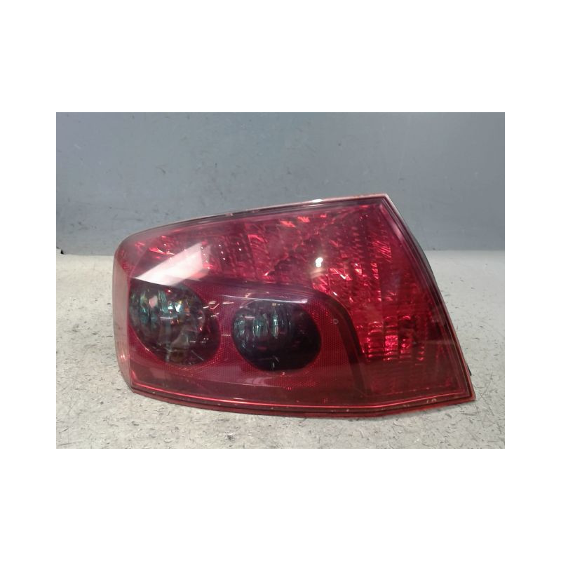 FEU ARRIERE GAUCHE  PEUGEOT 407